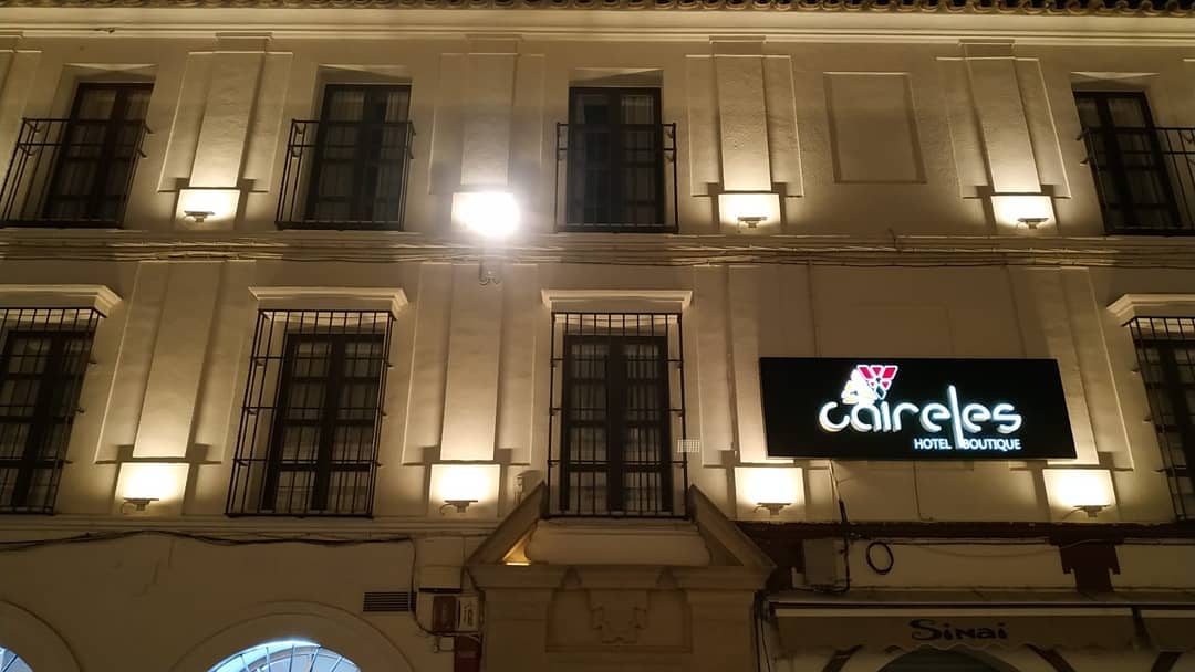 Hotel Caireles
